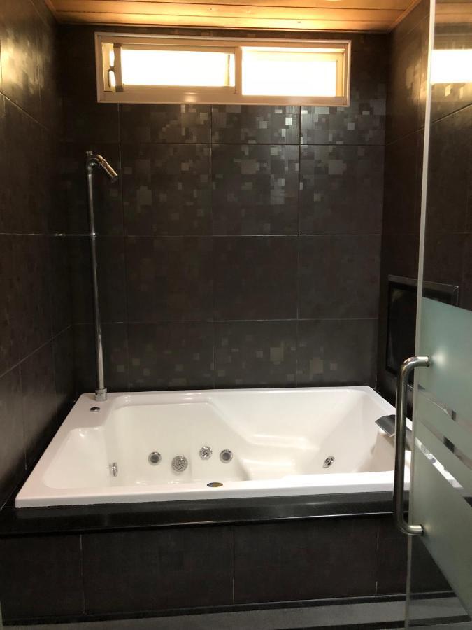 Lai Yin Motel Lungtan Szoba fotó